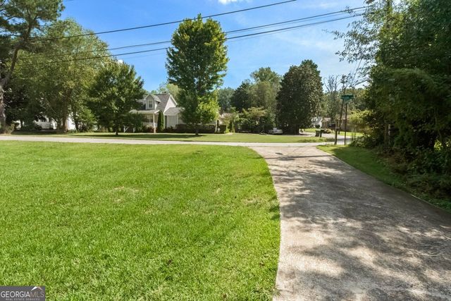 121 W Allison Circle, Carrollton, GA 30117
