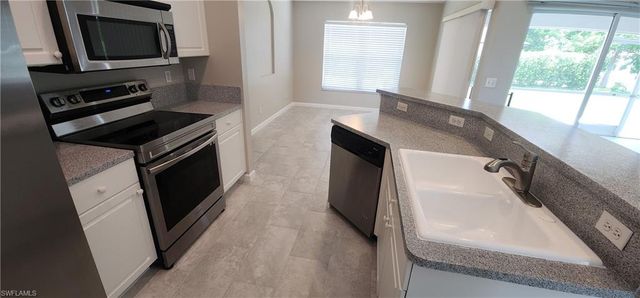 3716 SW 15th PL, Cape Coral, FL 33914