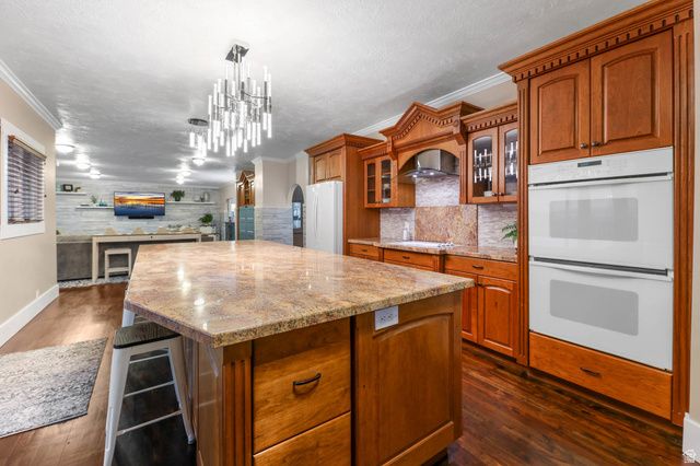 2342 E CHARROS RD, Sandy, UT 84092