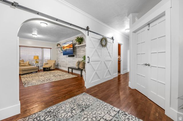 2342 E CHARROS RD, Sandy, UT 84092