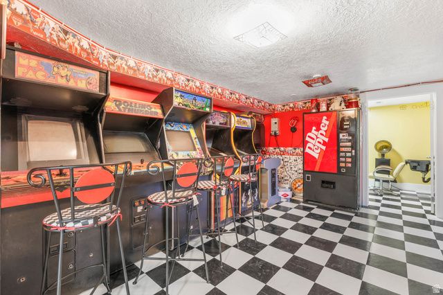 2342 E CHARROS RD, Sandy, UT 84092