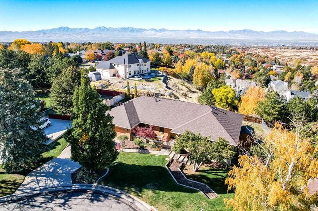 2342 E CHARROS RD, Sandy, UT 84092