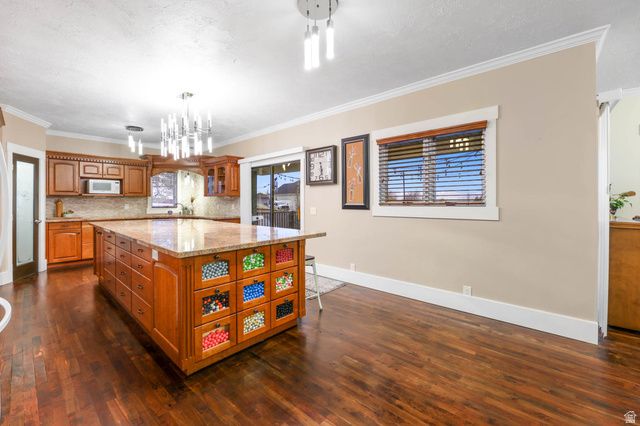 2342 E CHARROS RD, Sandy, UT 84092