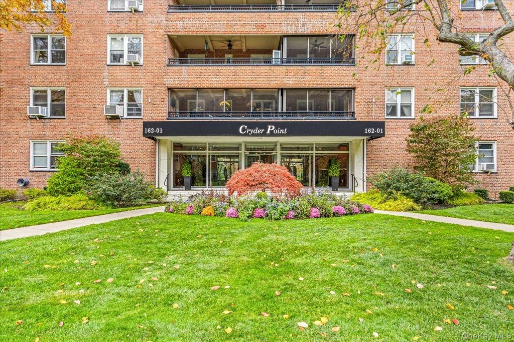 16201 Powells Cove Boulevard 6K, Beechhurst, NY 11357