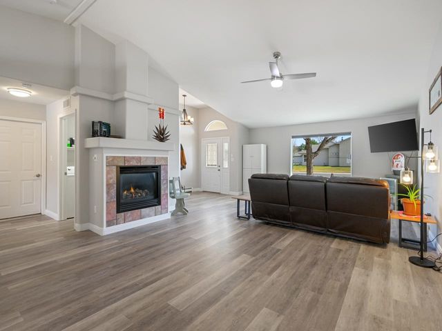 219 Round Rock Circle, Grand Junction, CO 81503