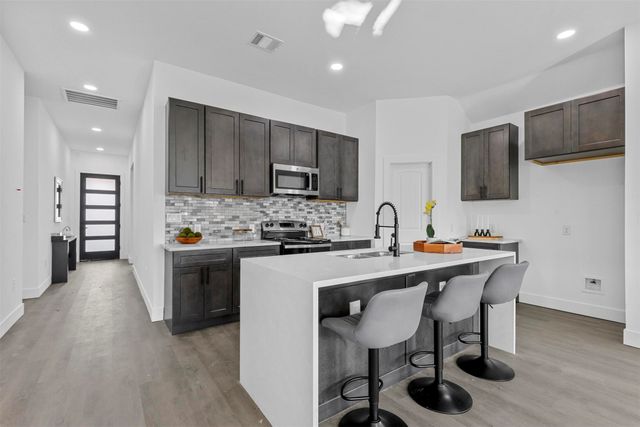 815 Lake View Ridge, White Settlement, TX 76108