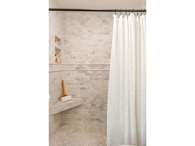 805 E 7th Ave 1, Denver, CO 80218