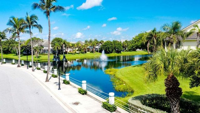 1701 Mizzenmast Way, Jupiter, FL 33477