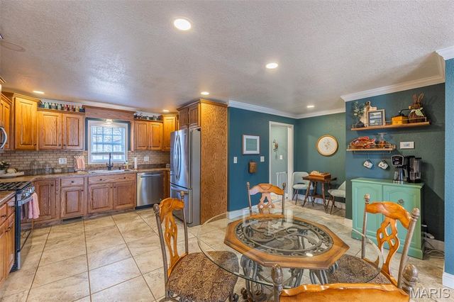 1604 Big Bend Road, Poplar Bluff, MO 63901