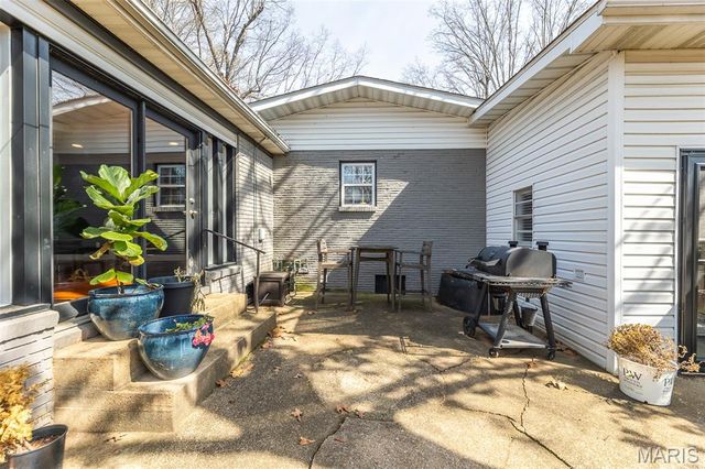 1604 Big Bend Road, Poplar Bluff, MO 63901