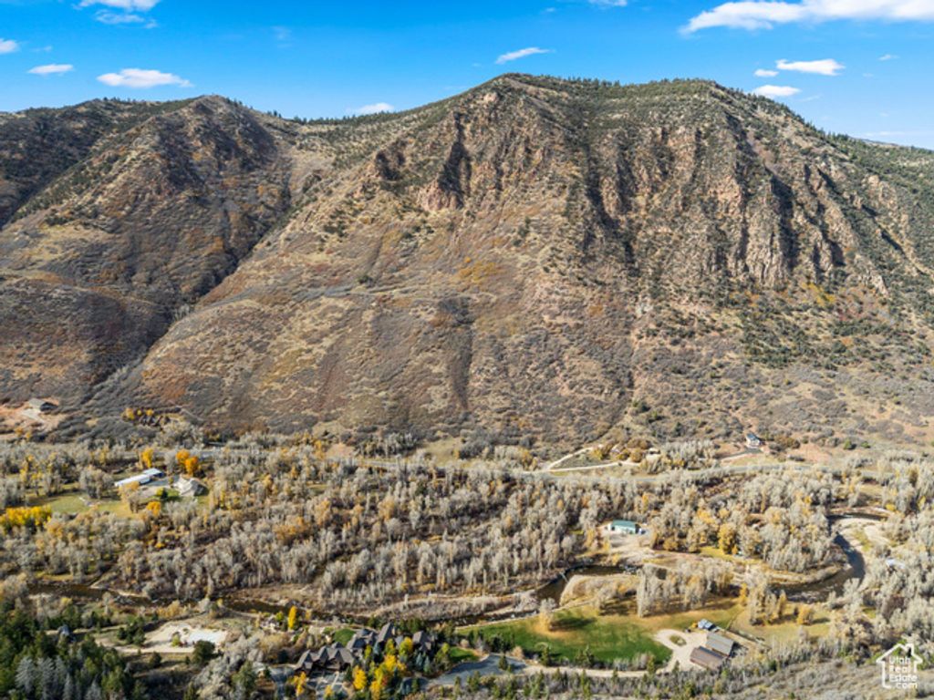 Image 17 of property listing at 2638 E WEBER CANYON RD, Oakley, UT 84055