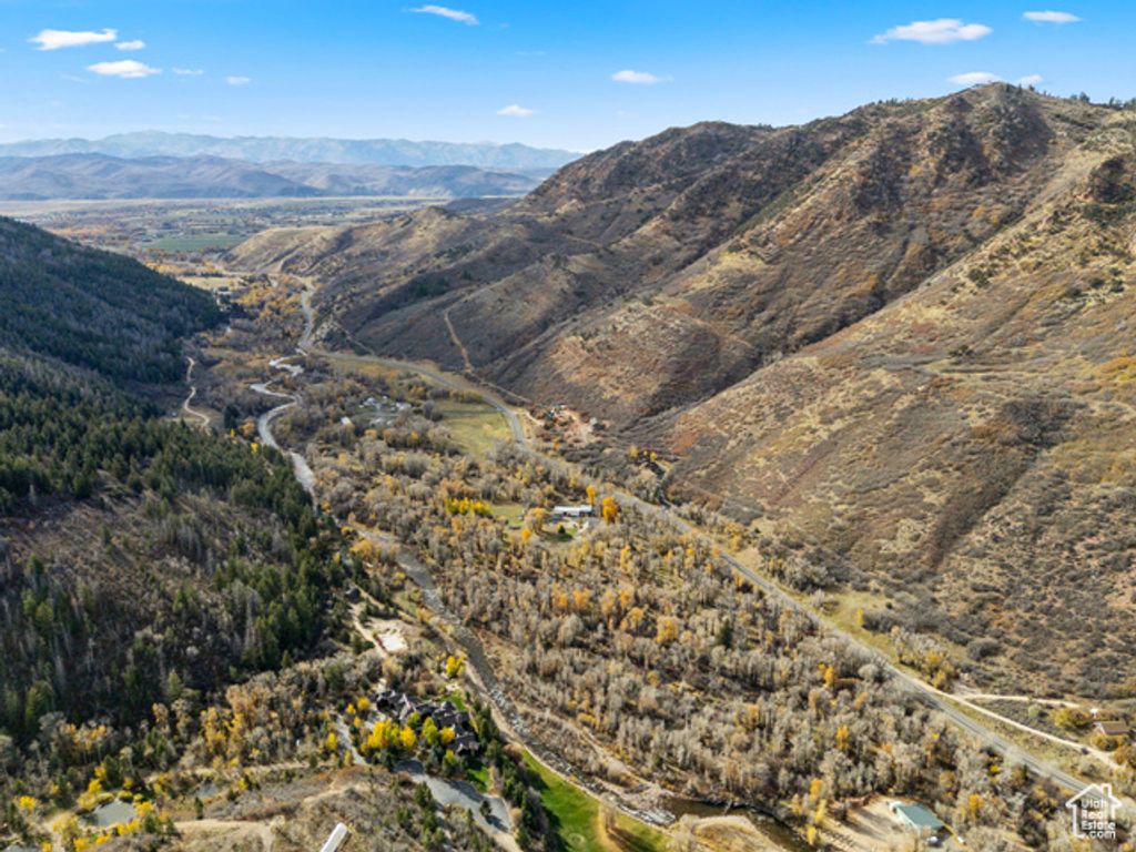 Image 18 of property listing at 2638 E WEBER CANYON RD, Oakley, UT 84055