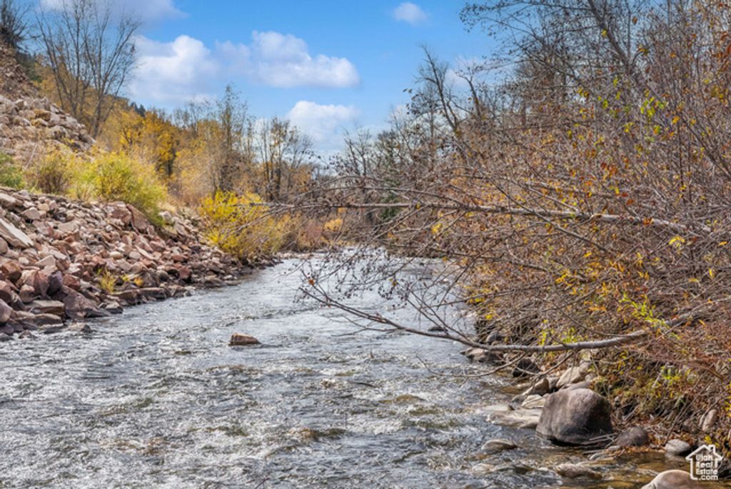 Image 37 of property listing at 2638 E WEBER CANYON RD, Oakley, UT 84055