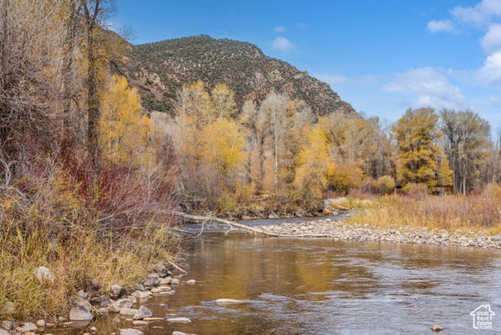Image 39 of property listing at 2638 E WEBER CANYON RD, Oakley, UT 84055