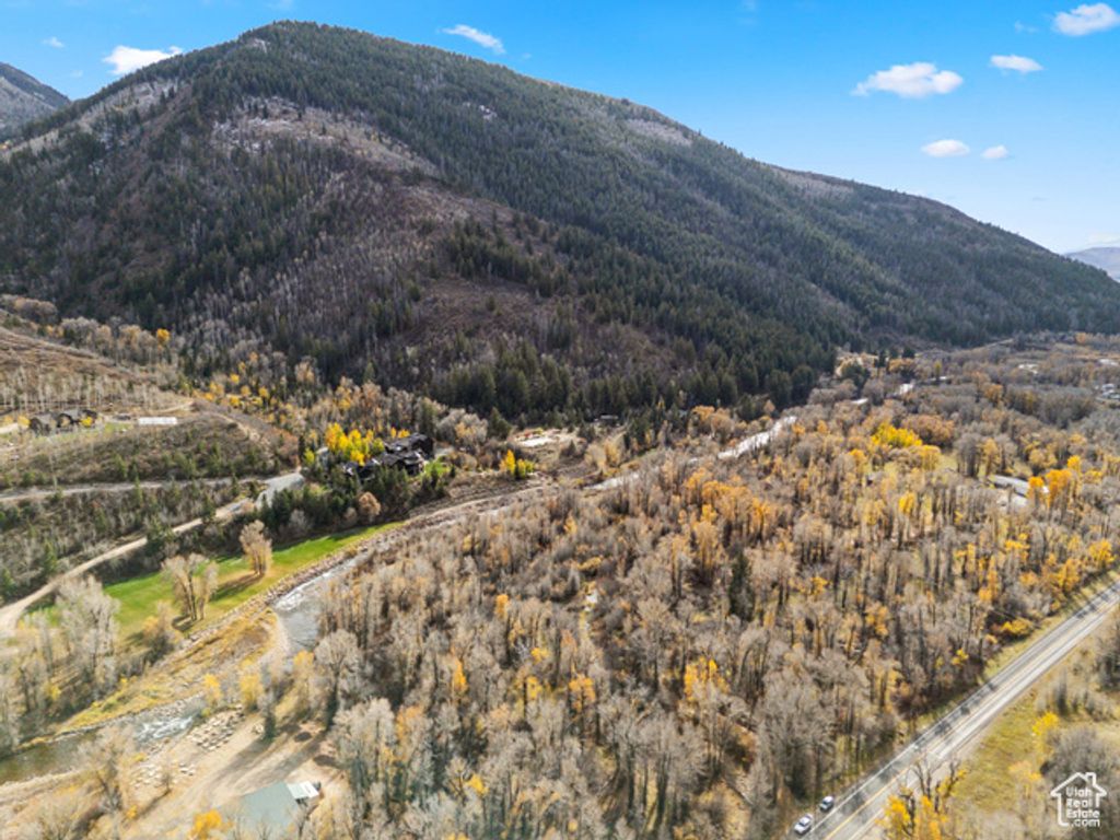 Image 10 of property listing at 2638 E WEBER CANYON RD, Oakley, UT 84055