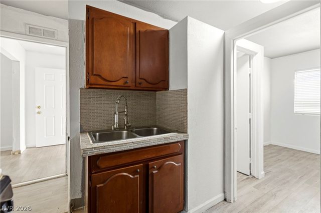 4433 Cool Valley Drive, Las Vegas, NV 89110