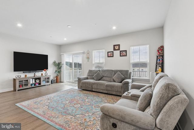 120 ARDEN WAY, Downingtown, PA 19335