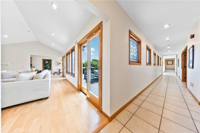 1209 S 8th Avenue, Arcadia, CA 91006