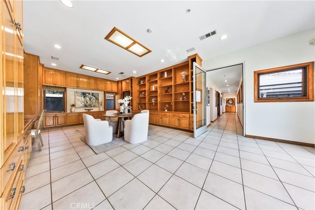 1209 S 8th Avenue, Arcadia, CA 91006