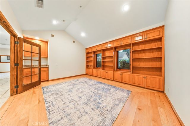 1209 S 8th Avenue, Arcadia, CA 91006