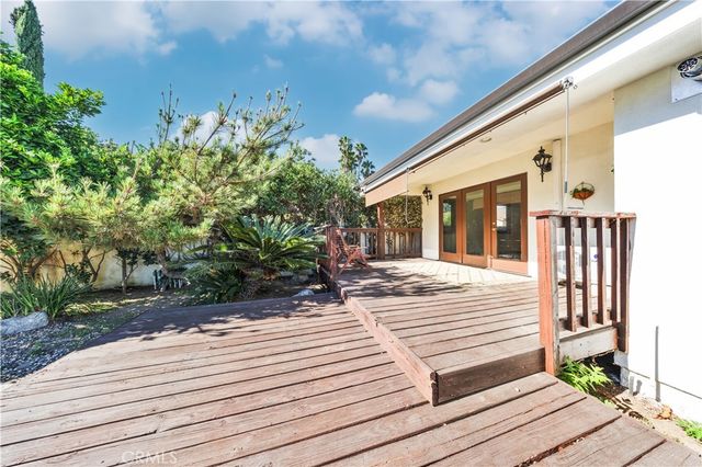 1209 S 8th Avenue, Arcadia, CA 91006