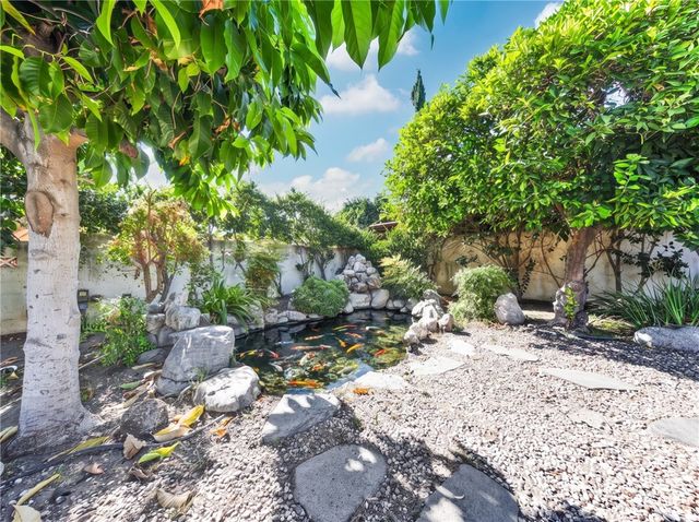 1209 S 8th Avenue, Arcadia, CA 91006