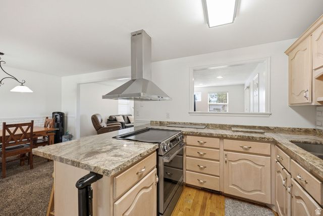 1174 VIOLET DR, Sandy, UT 84094