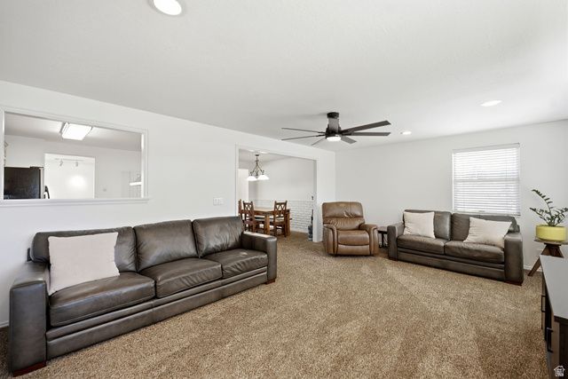 1174 VIOLET DR, Sandy, UT 84094
