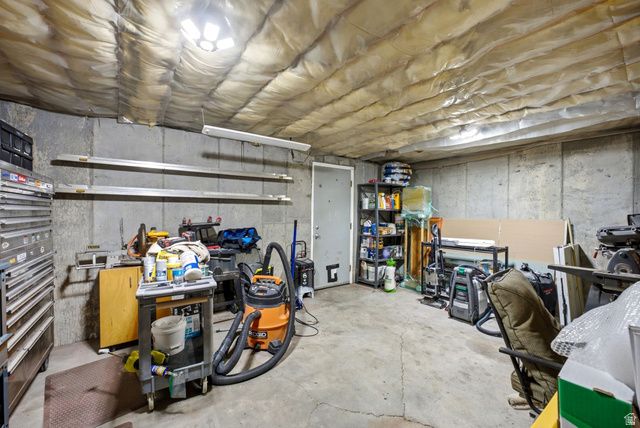 1174 VIOLET DR, Sandy, UT 84094