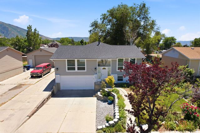 1174 VIOLET DR, Sandy, UT 84094