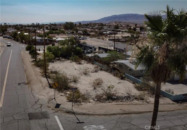 703 Sunnyslope, 29 Palms, CA 92277