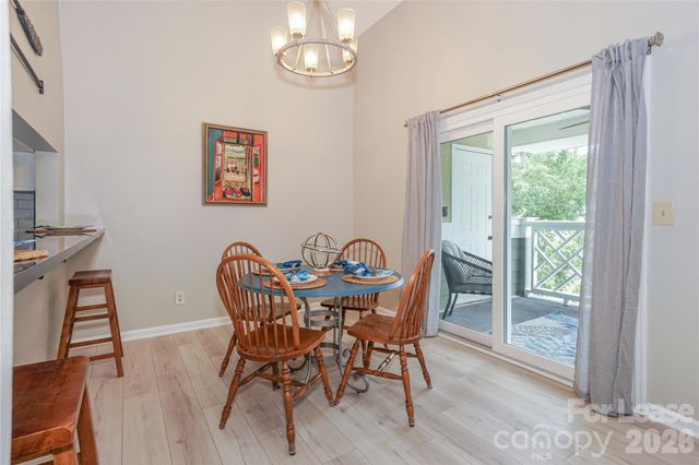 20105 Henderson Road E, Cornelius, NC 28031