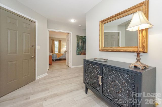 20105 Henderson Road E, Cornelius, NC 28031