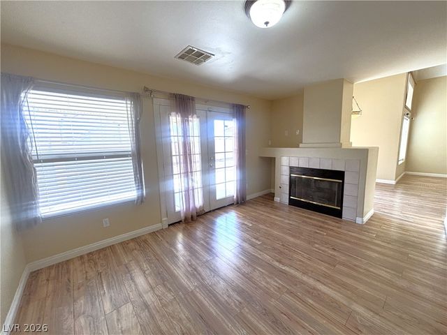 1324 Nugget Creek Drive, Las Vegas, NV 89108
