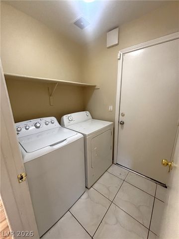 1324 Nugget Creek Drive, Las Vegas, NV 89108