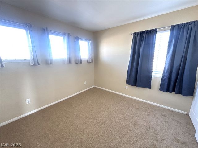 1324 Nugget Creek Drive, Las Vegas, NV 89108