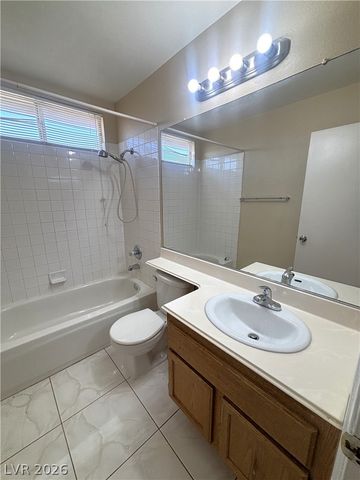 1324 Nugget Creek Drive, Las Vegas, NV 89108