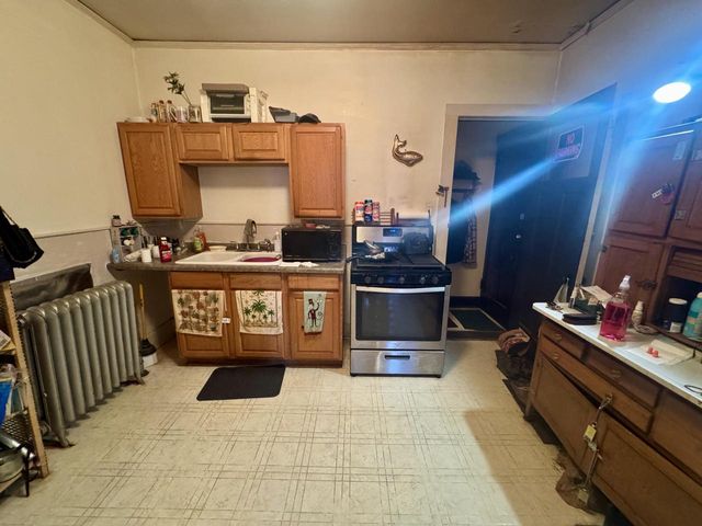 3213 Washington AVENUE, Racine, WI 53405