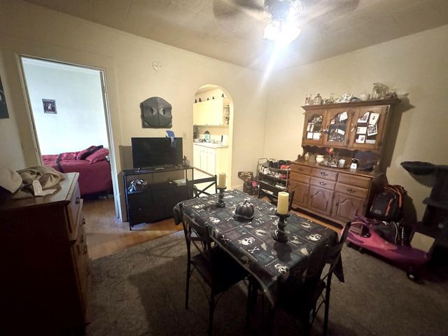 3213 Washington AVENUE, Racine, WI 53405