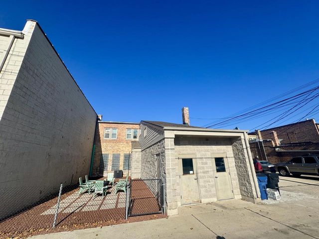 3213 Washington AVENUE, Racine, WI 53405