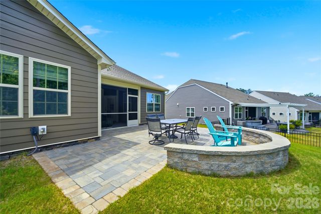 213 Picasso Trail, Mount Holly, NC 28120