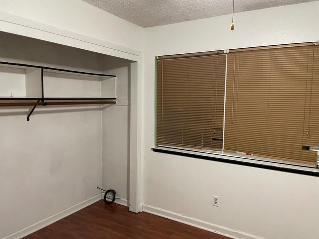 8617 Oldwoods Way, Sacramento, CA 95828