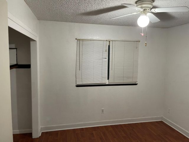8617 Oldwoods Way, Sacramento, CA 95828