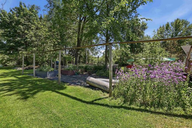 338 N MAIN STREET, Amherst, WI 54406