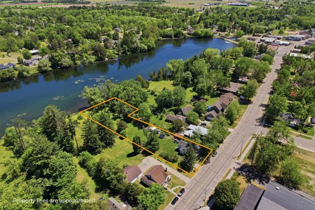 338 N MAIN STREET, Amherst, WI 54406