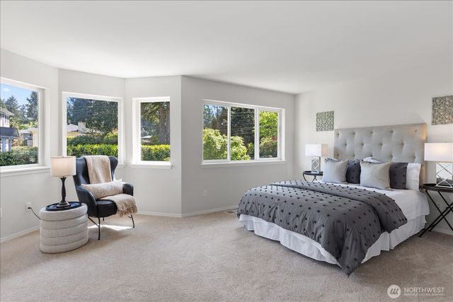 7205 NE 147th Place, Kenmore, WA 98028