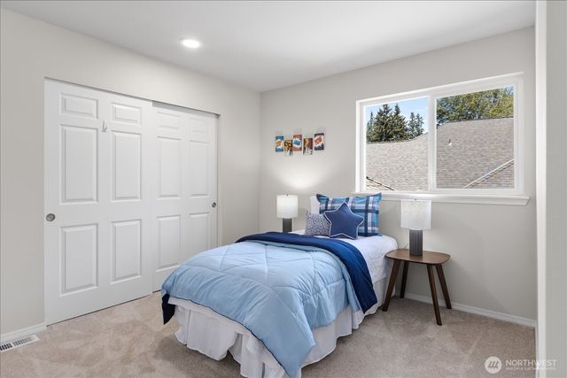 7205 NE 147th Place, Kenmore, WA 98028