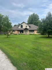 25487 County Road 30 Road, Arlington, NE 68002