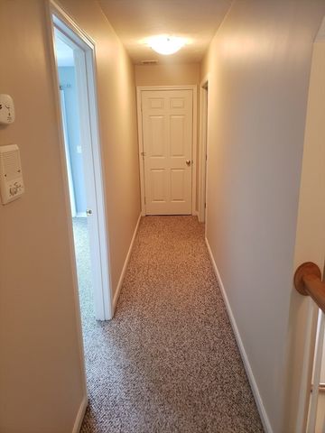 660 Thacher St 402, Attleboro, MA 02703