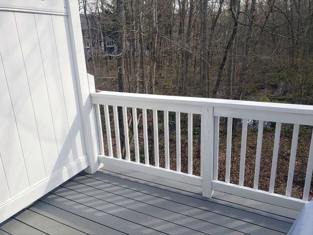 660 Thacher St 402, Attleboro, MA 02703